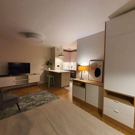 Mlociny Metro Apartment 3 Варшава Екстериор снимка